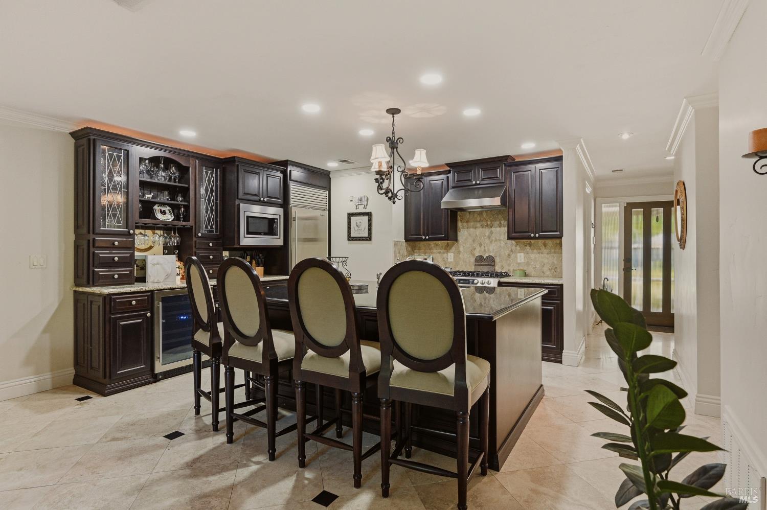 204 Vista Court