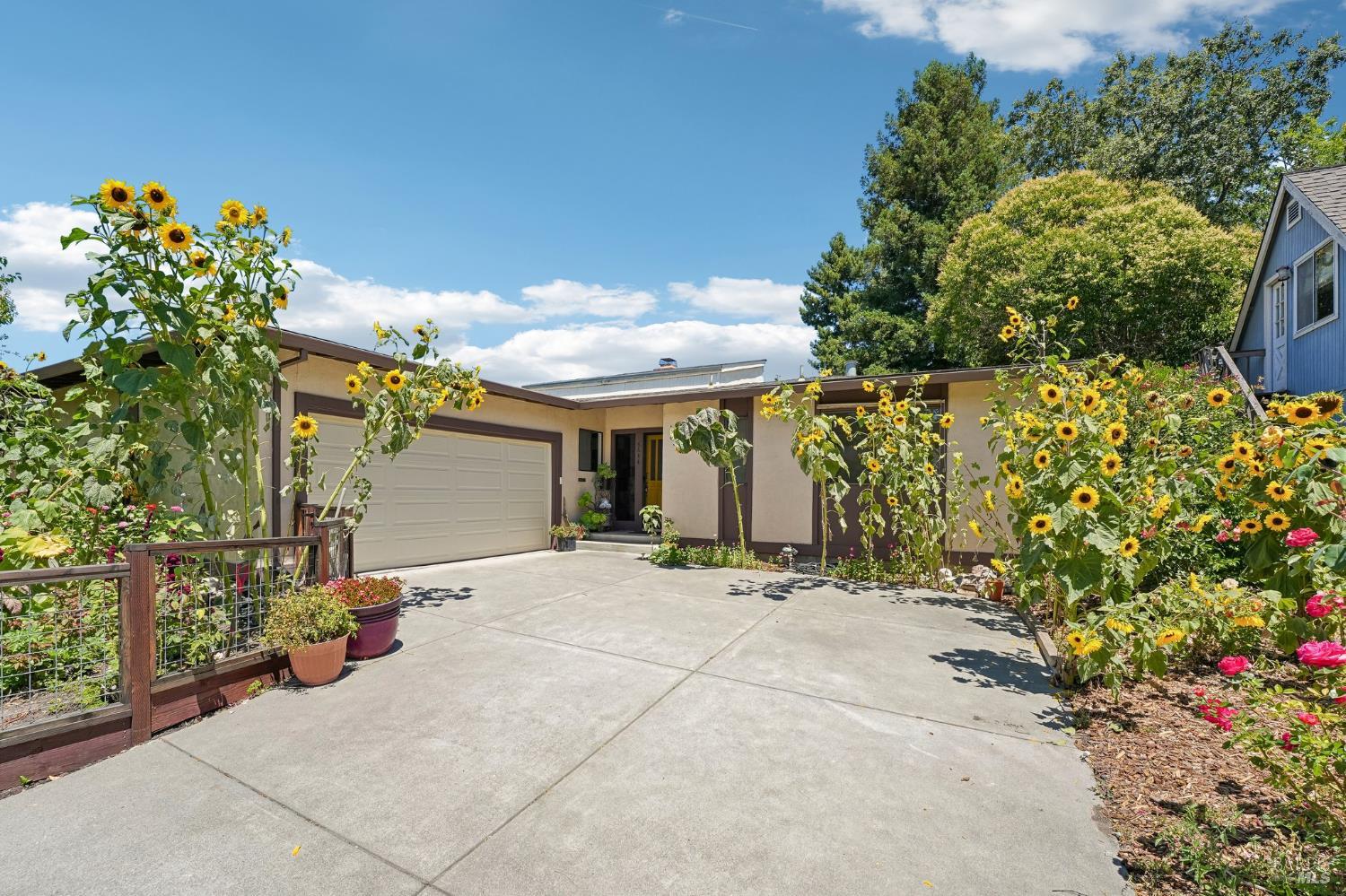 6644 Greenmeadow Drive