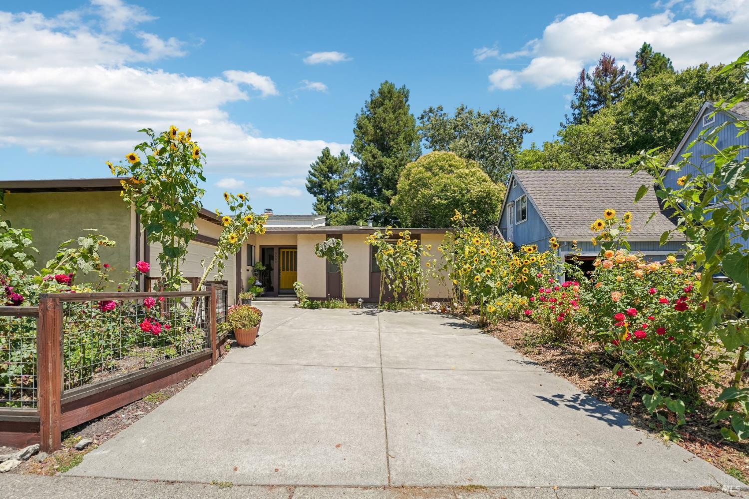 6644 Greenmeadow Drive
