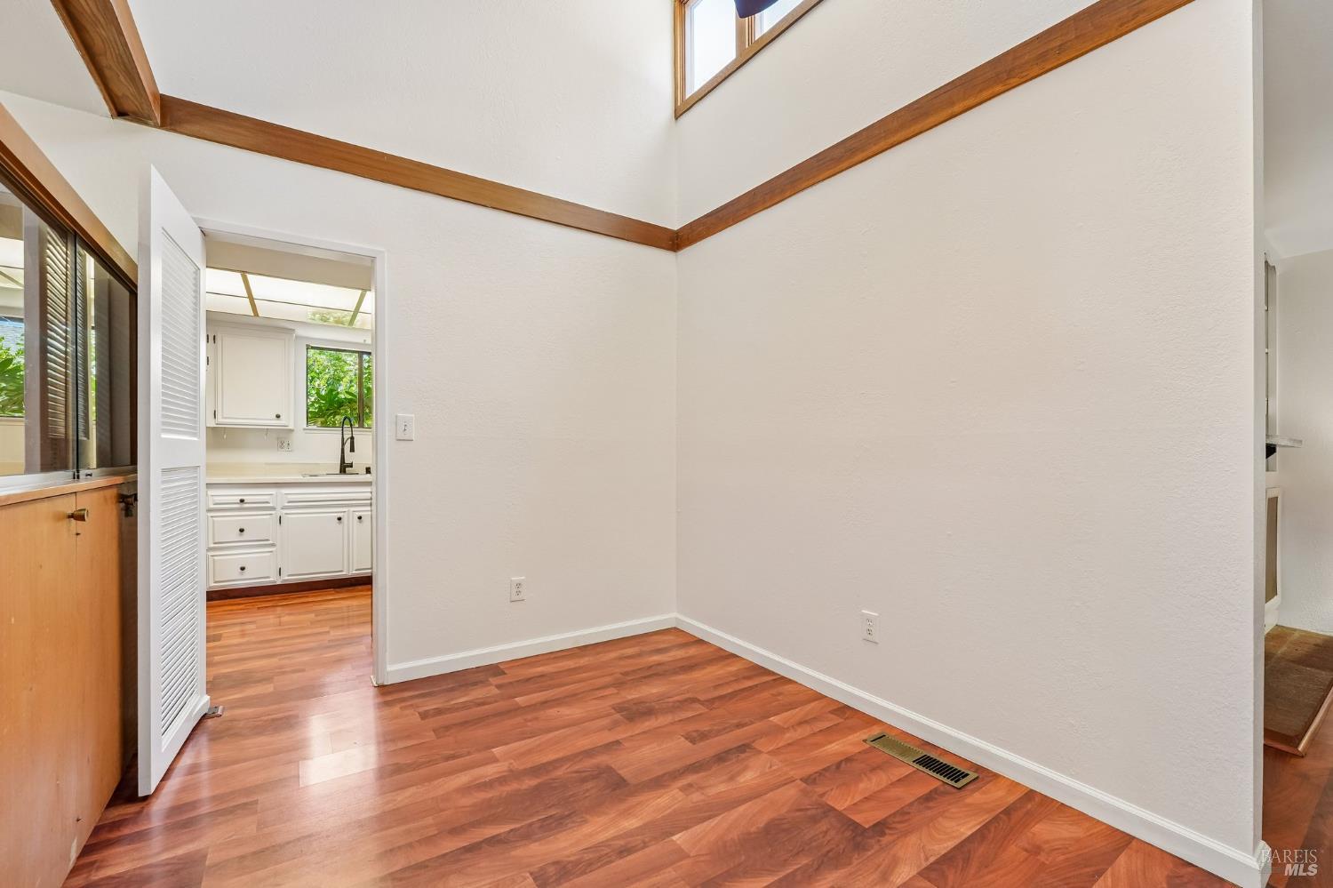 6644 Greenmeadow Drive