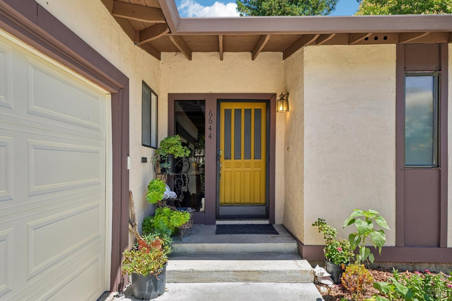6644 Greenmeadow Drive