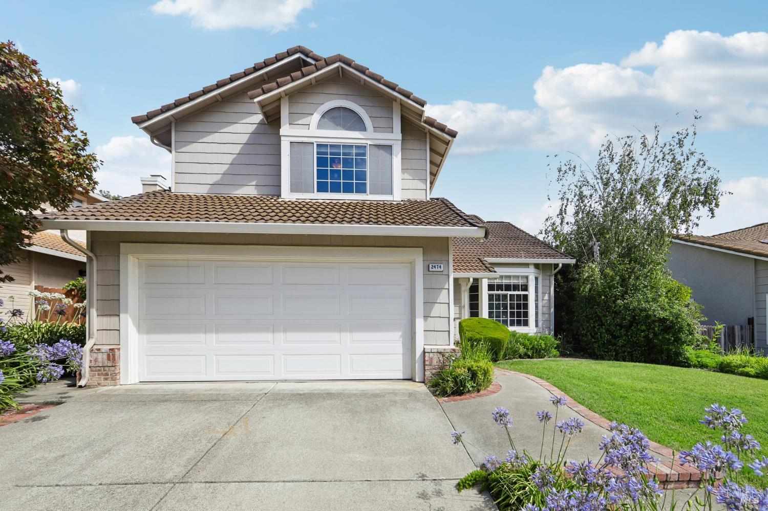 2474 Bay Hill Circle