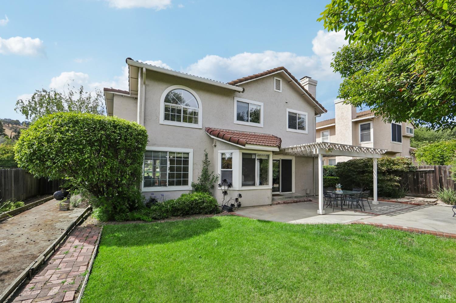 2474 Bay Hill Circle