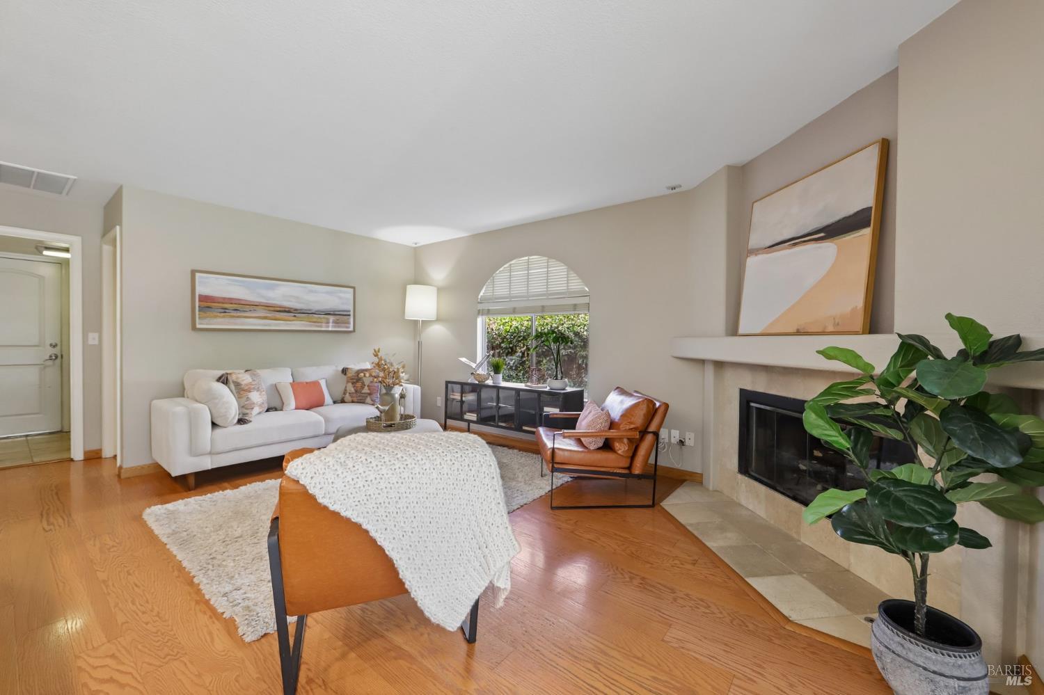 2474 Bay Hill Circle
