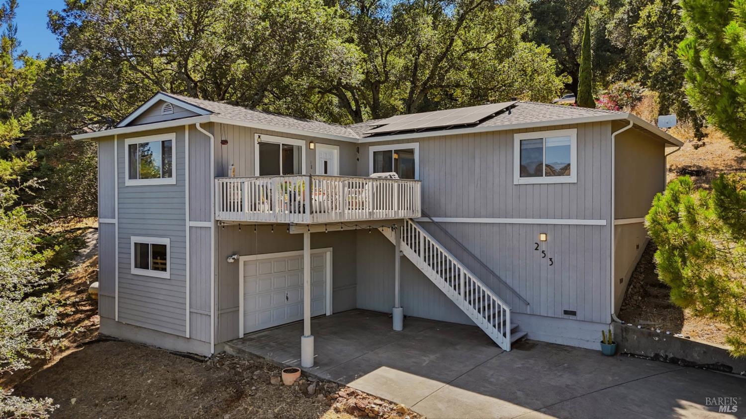 253 Circle Oaks Drive
