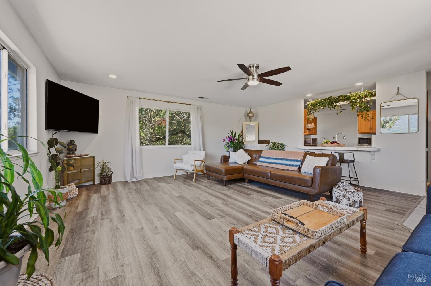 253 Circle Oaks Drive