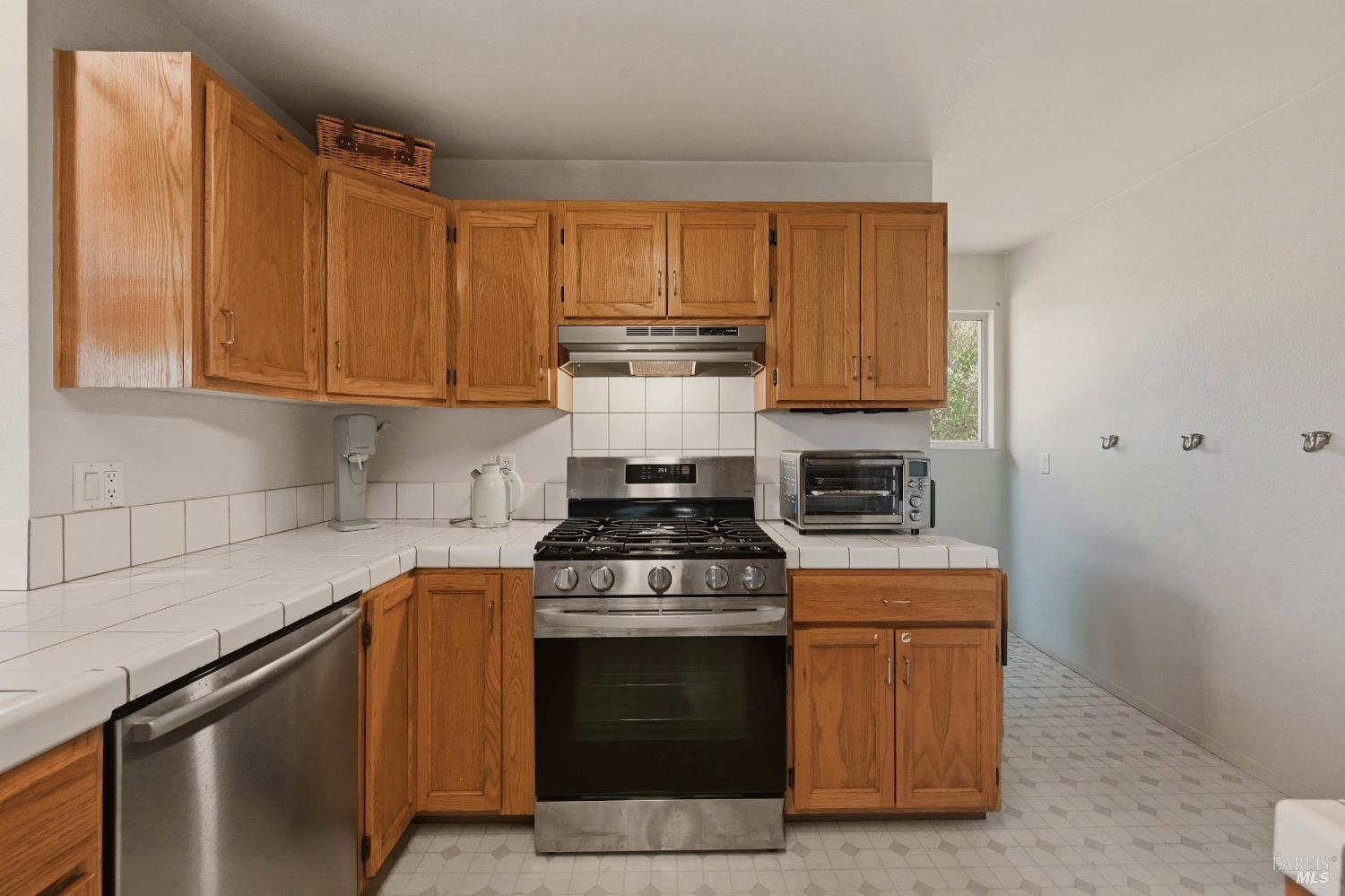 253 Circle Oaks Drive