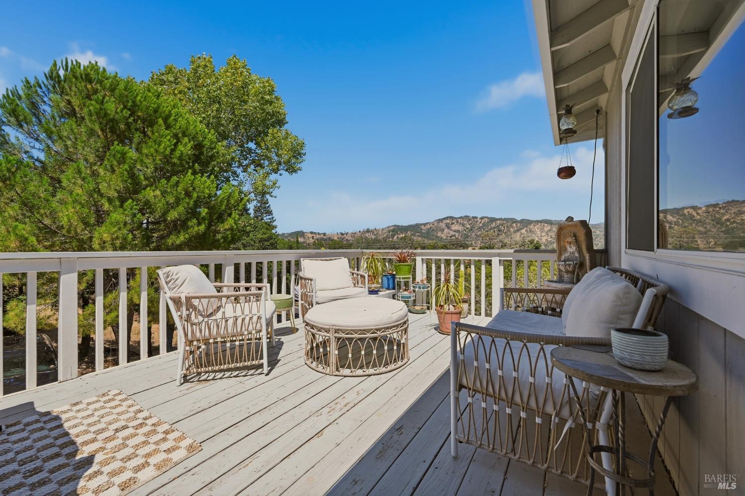 253 Circle Oaks Drive