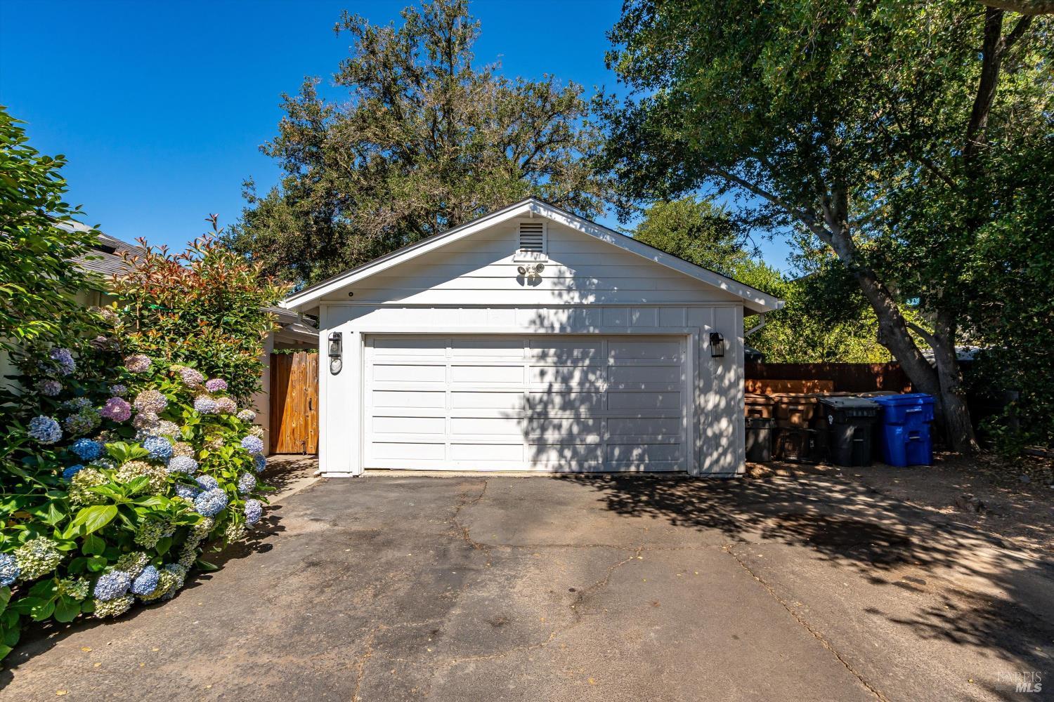 1054 Olive Hill Lane