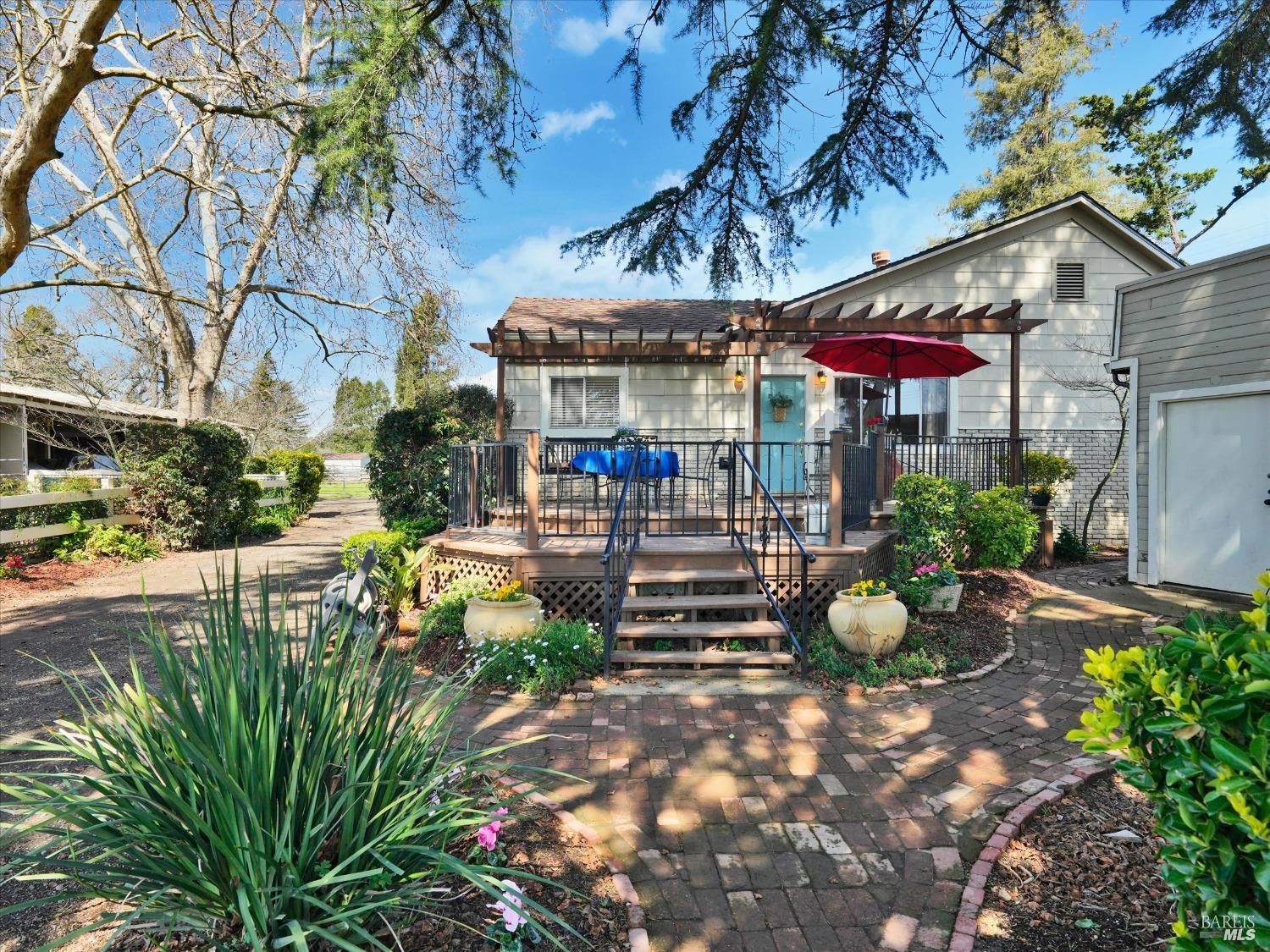 2060 Hagen Road