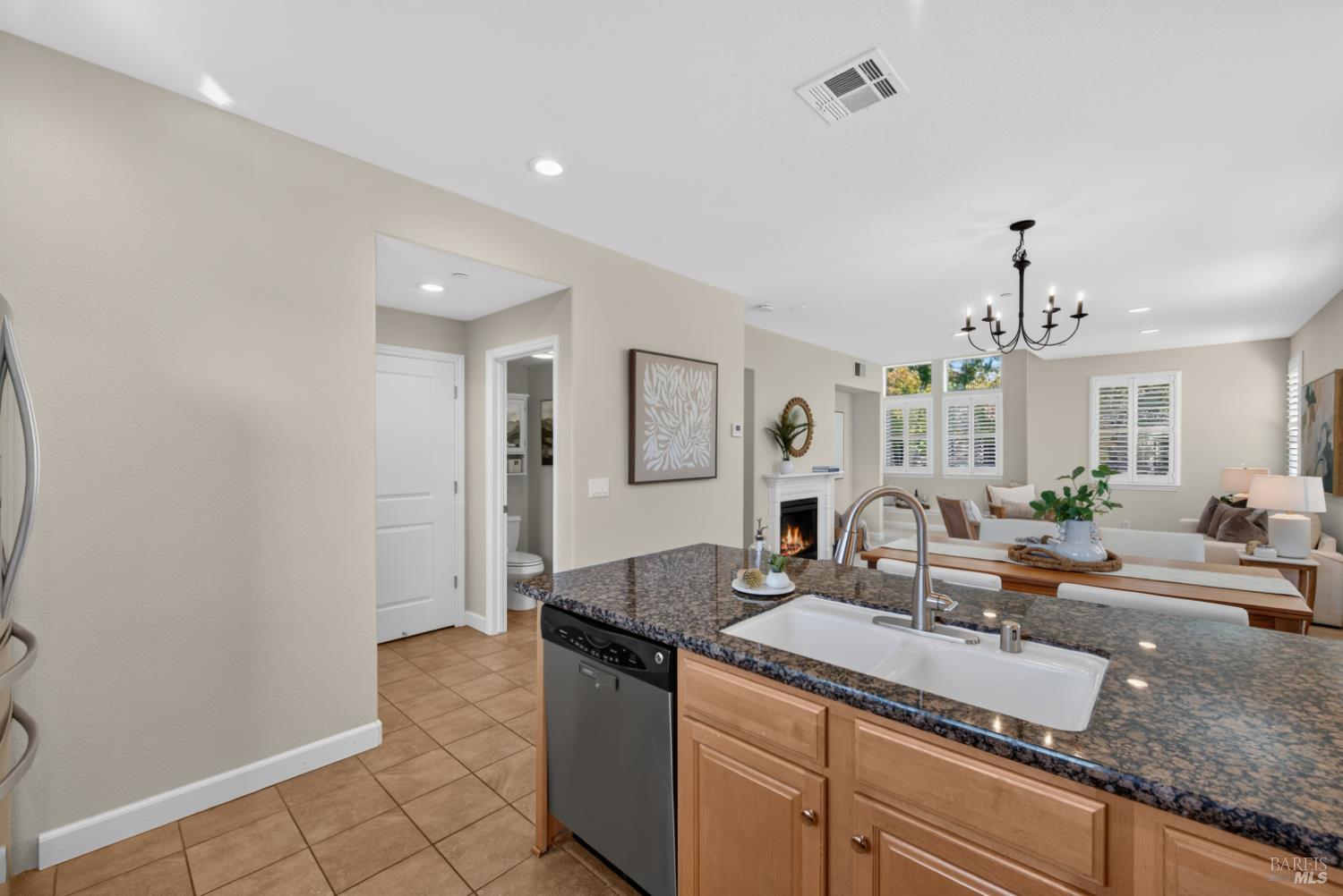 127 Firefly Lane