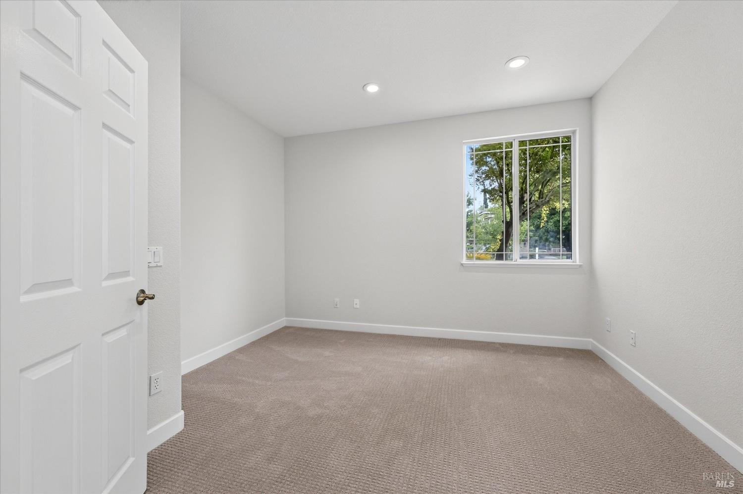 2022 Cliffwood Drive