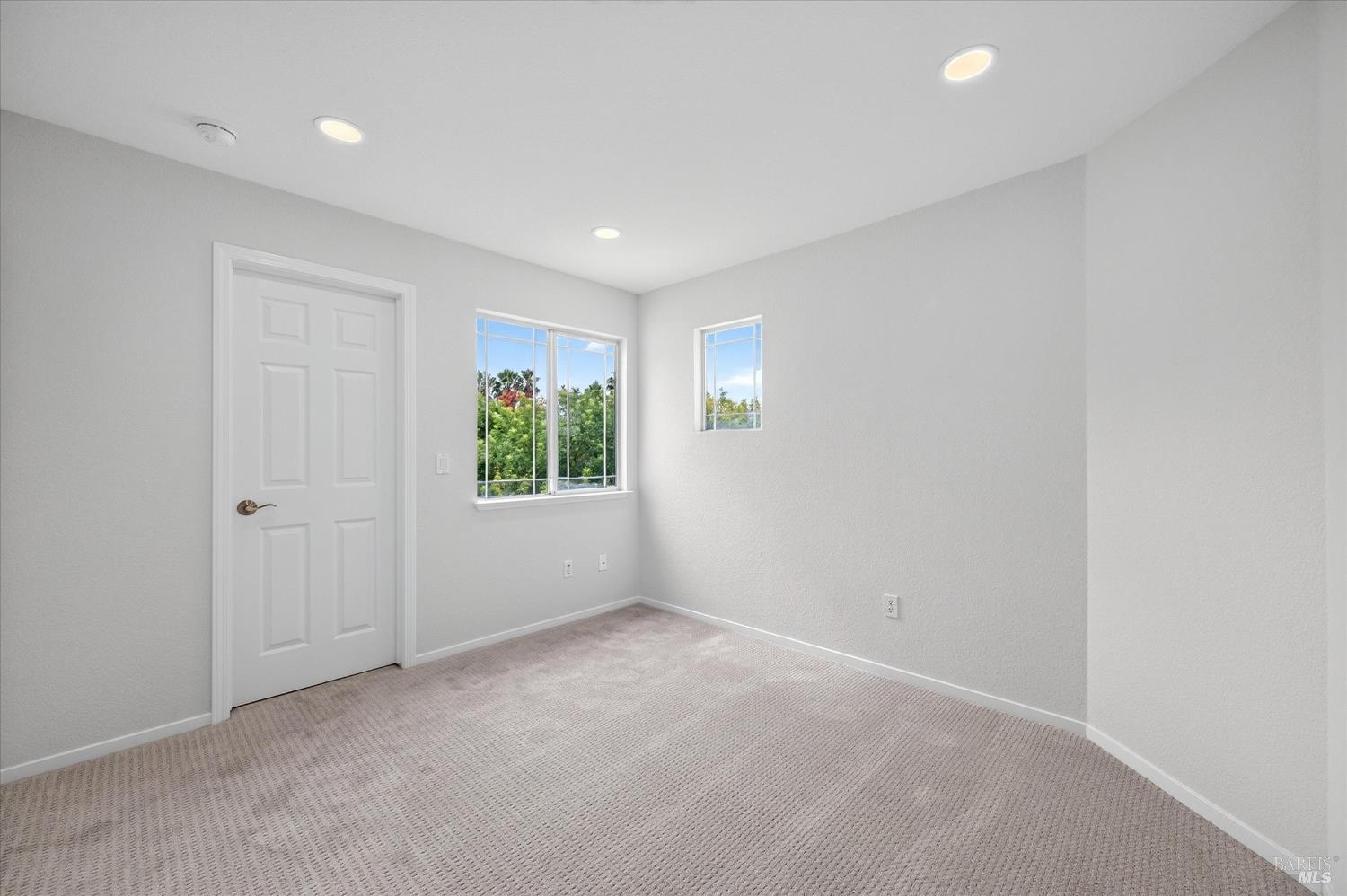 2022 Cliffwood Drive
