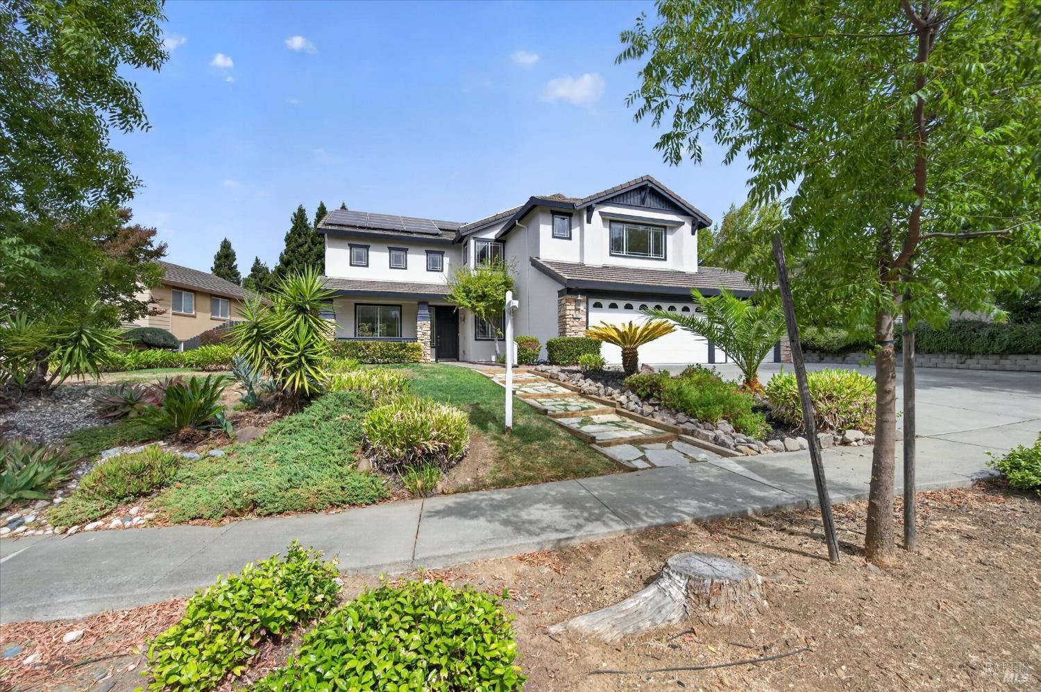 2022 Cliffwood Drive