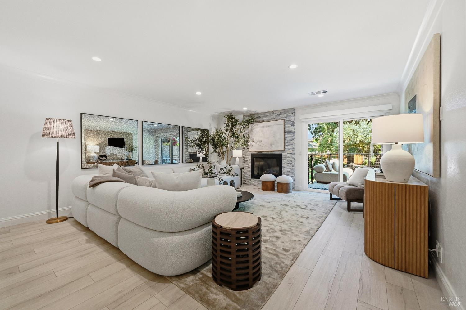 114 Vineyard Circle