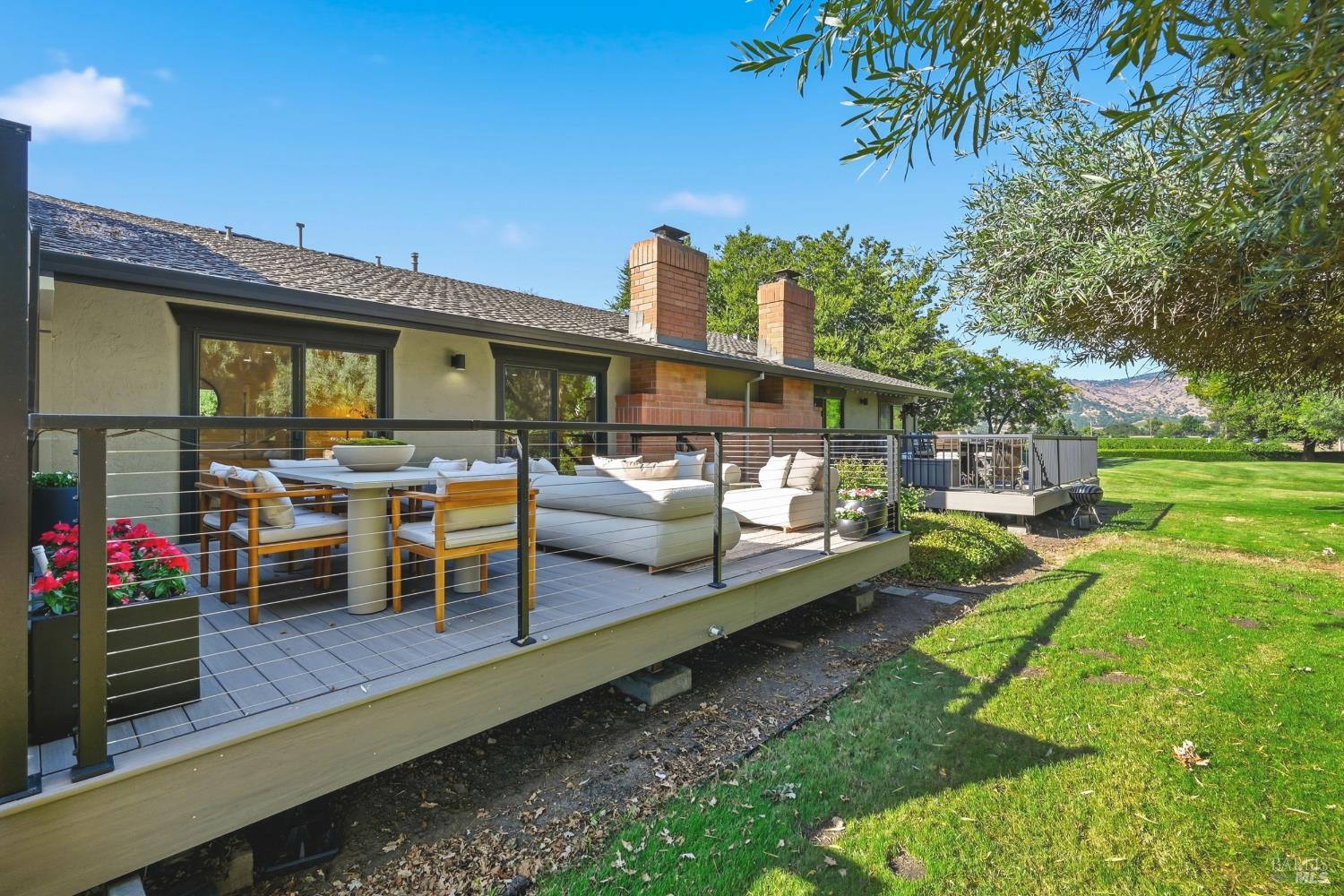 114 Vineyard Circle
