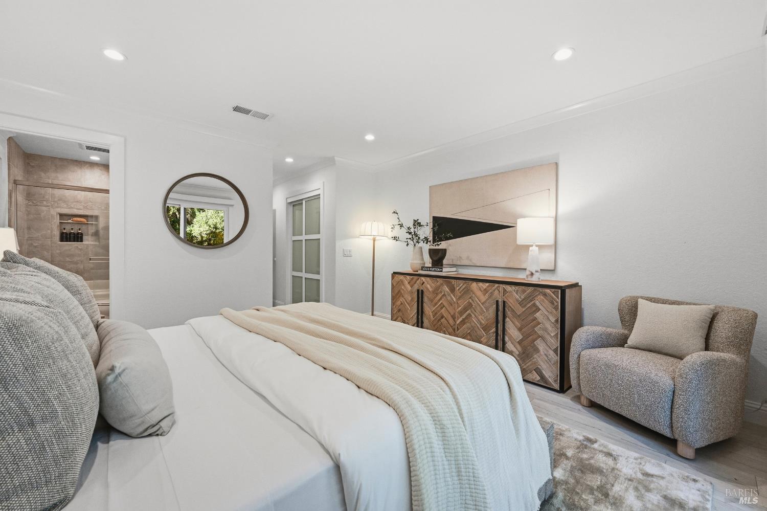 114 Vineyard Circle