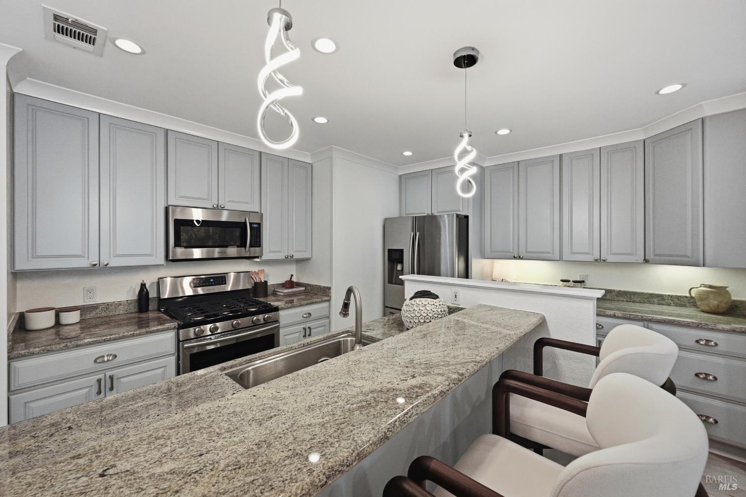 114 Vineyard Circle