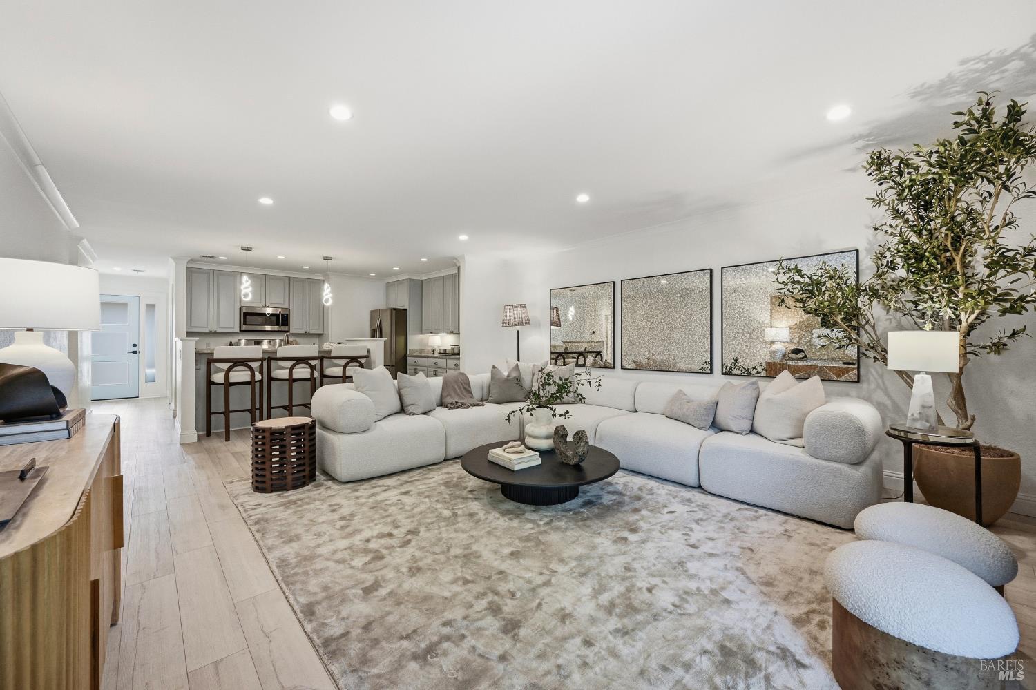 114 Vineyard Circle