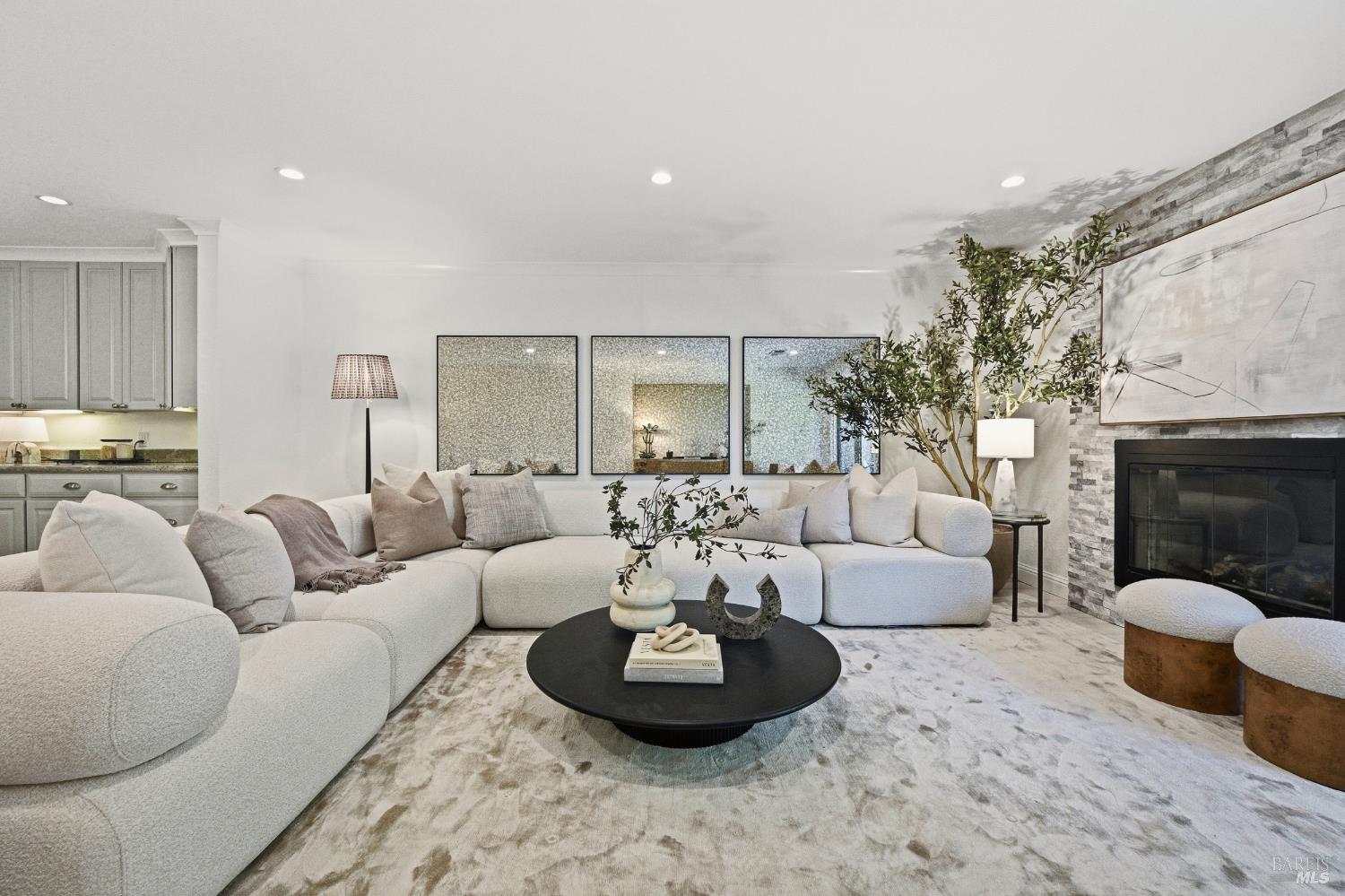 114 Vineyard Circle
