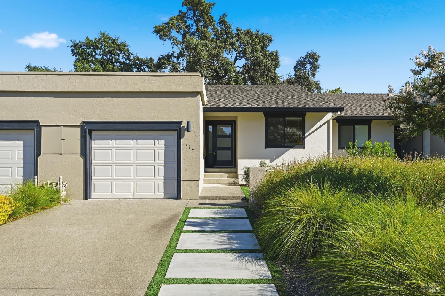 114 Vineyard Circle