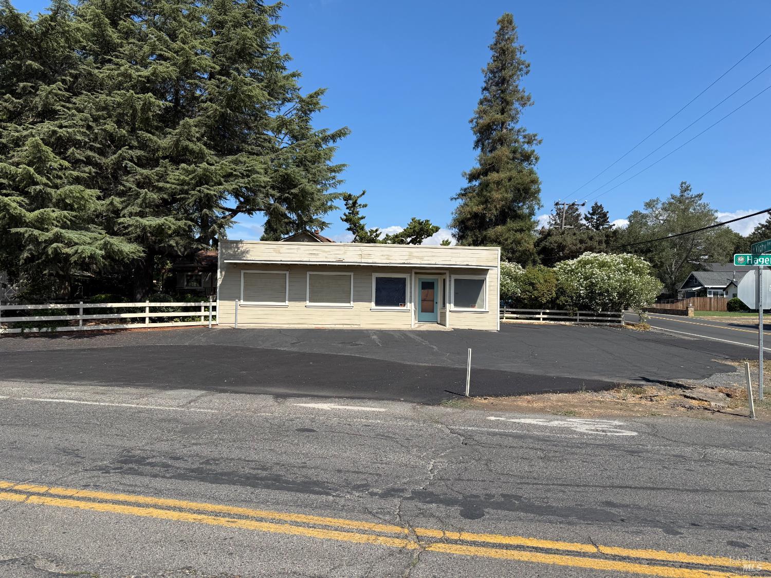 2060 Hagen Road