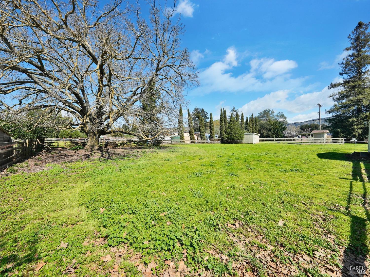2060 Hagen Road