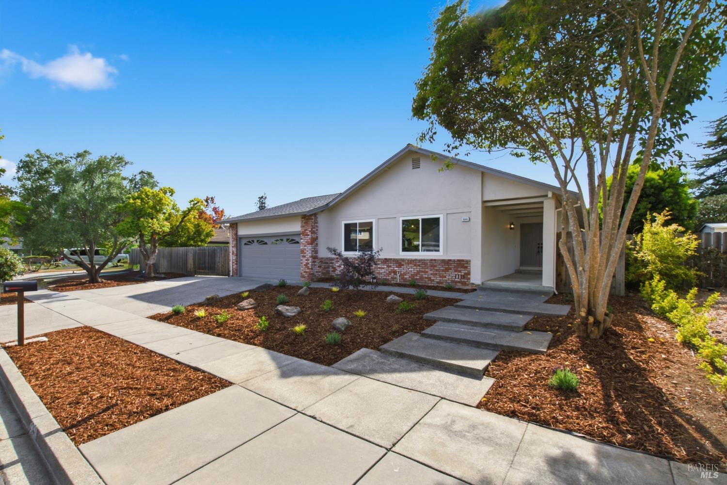 3341 Sunview Drive