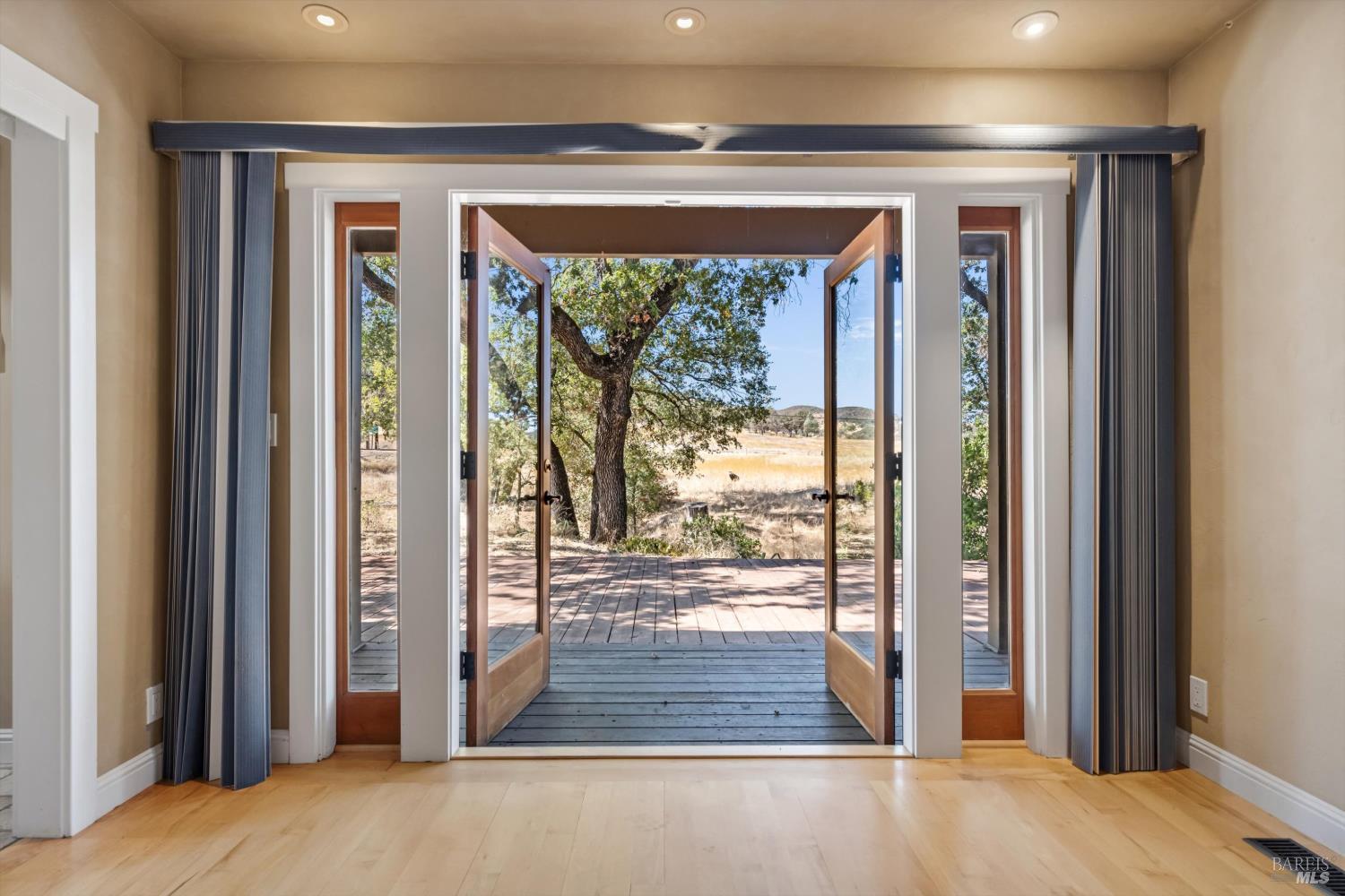1900 Stagecoach Canyon Road