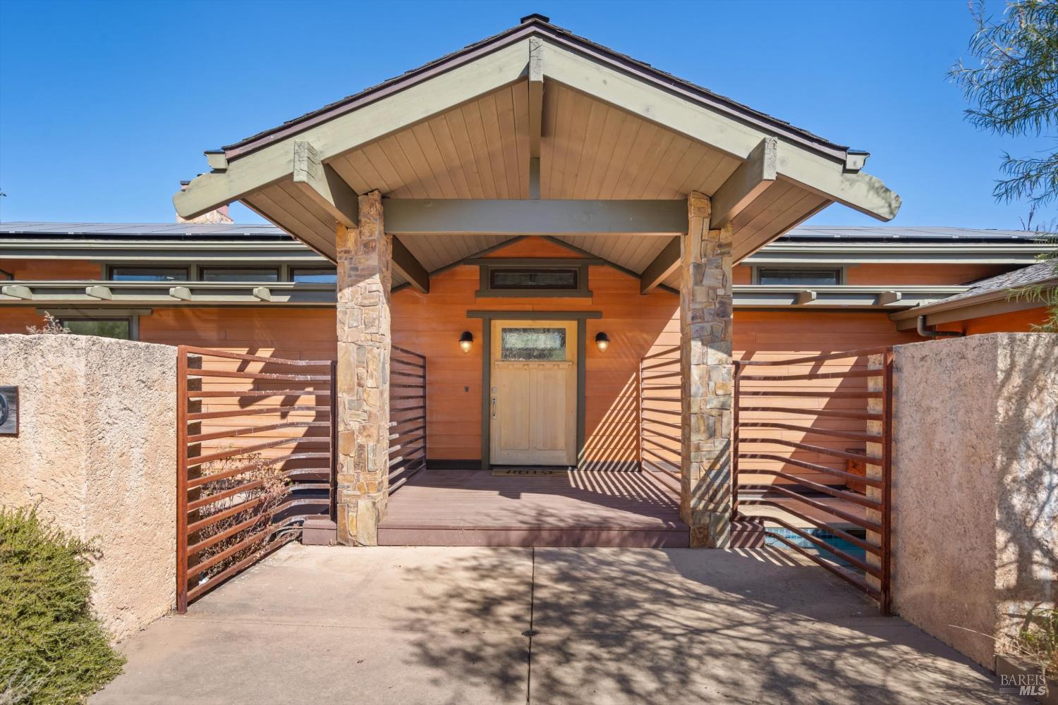 1900 Stagecoach Canyon Road