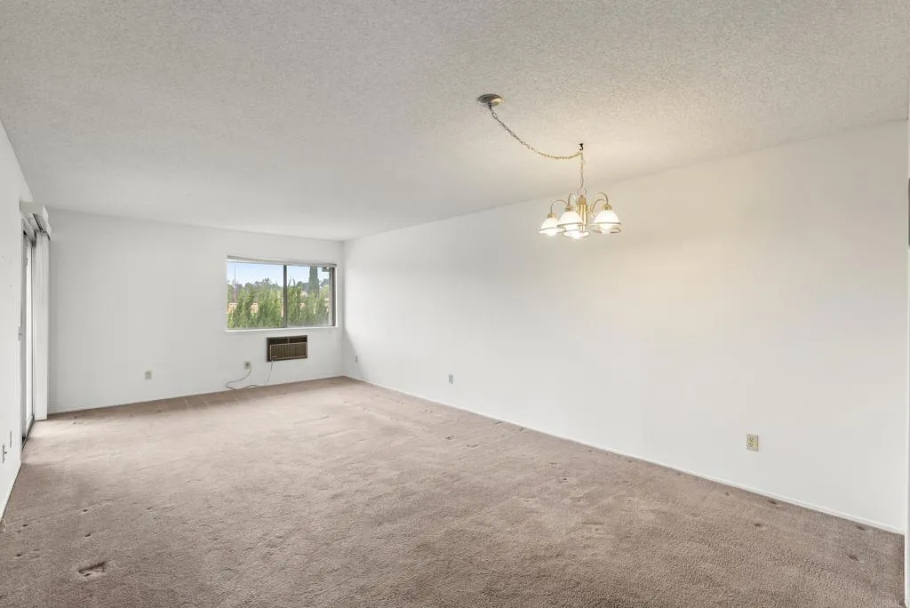 17463 Plaza Abierto Unit 25, Rancho Bernardo (San Diego) Unit: 25