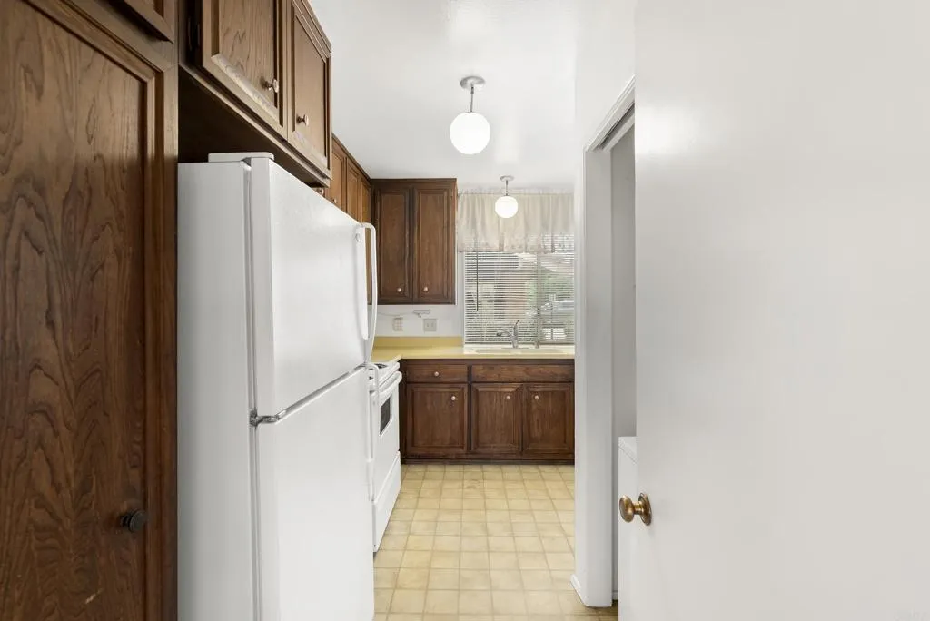 17463 Plaza Abierto Unit 25, Rancho Bernardo (San Diego) Unit: 25