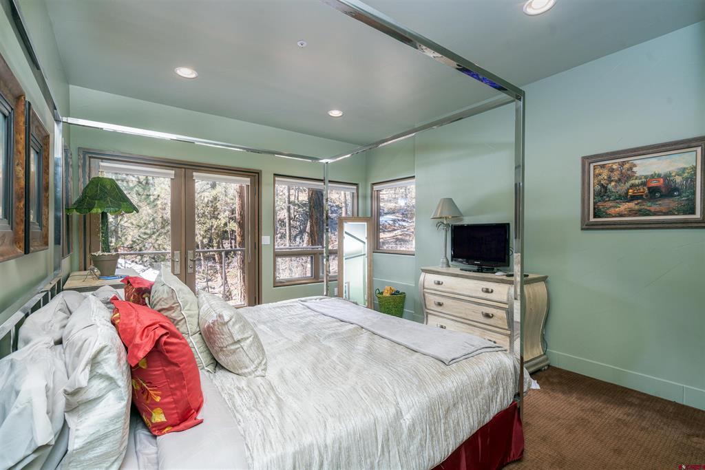 163 Peregrine Drive