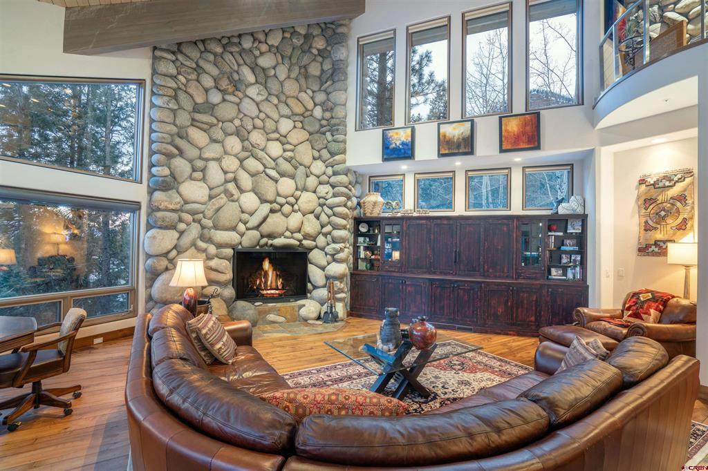 163 Peregrine Drive