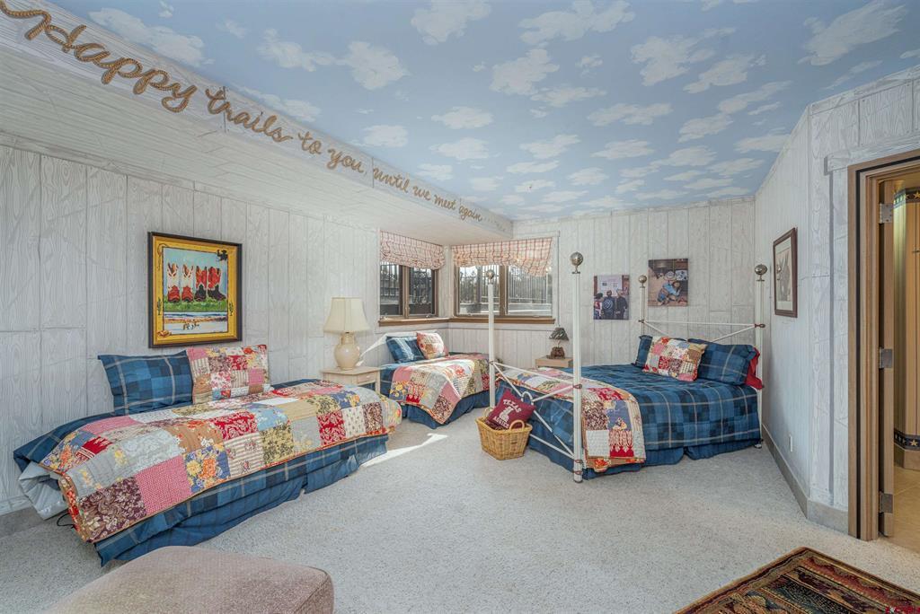 163 Peregrine Drive