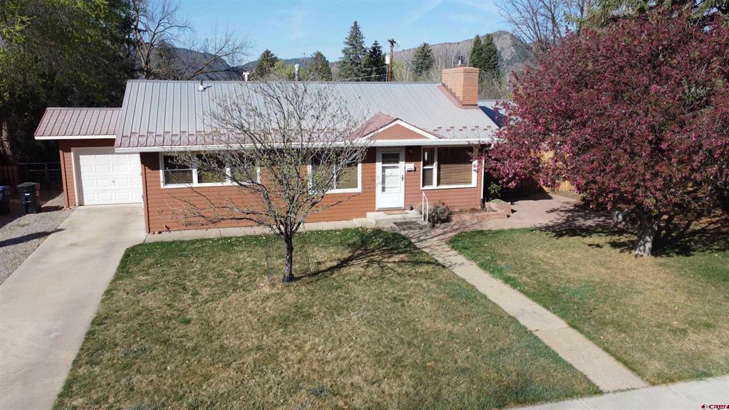 31 La Plata Place