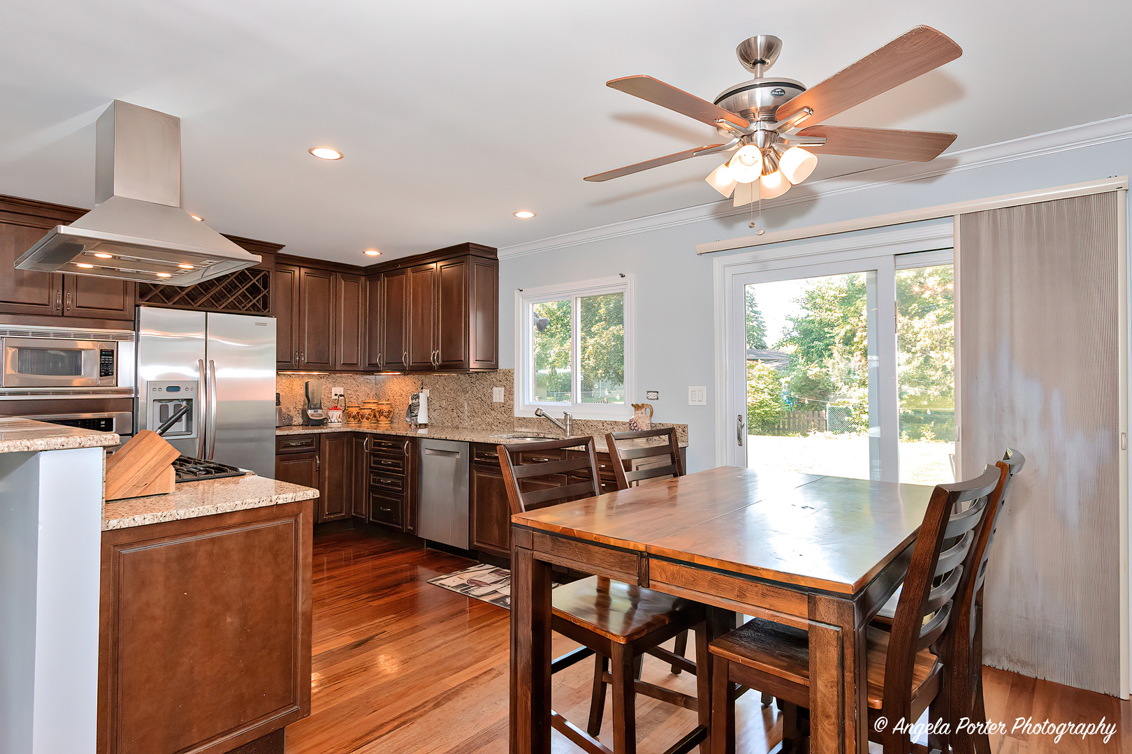 233 W Tanglewood Drive