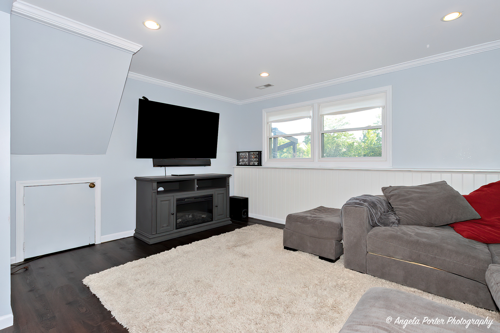 233 W Tanglewood Drive