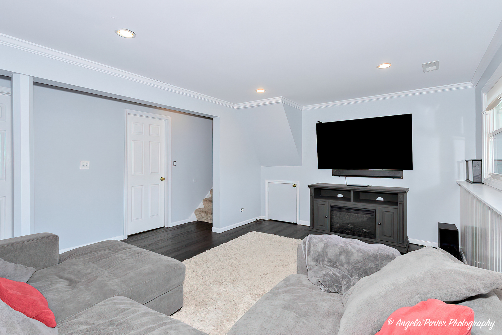 233 W Tanglewood Drive
