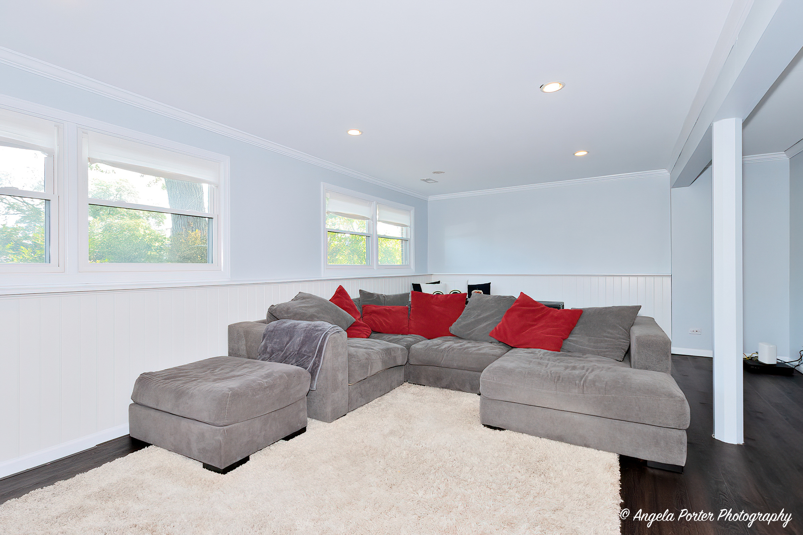 233 W Tanglewood Drive