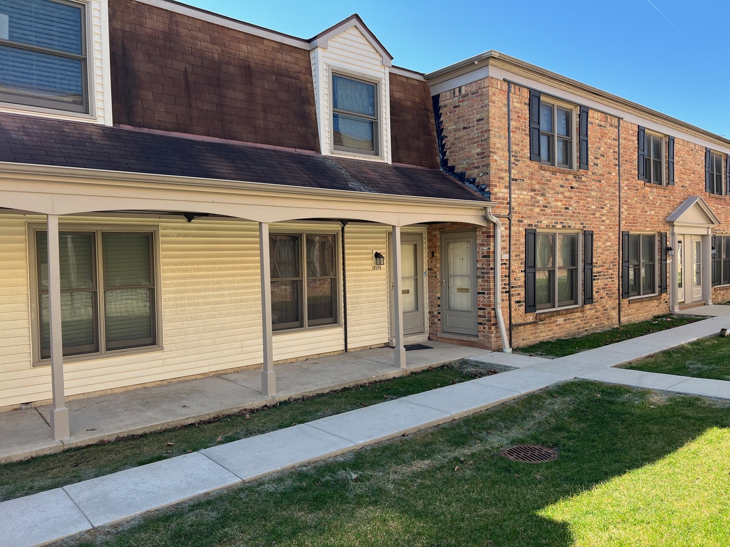 1713 Bristol Walk Unit: 0