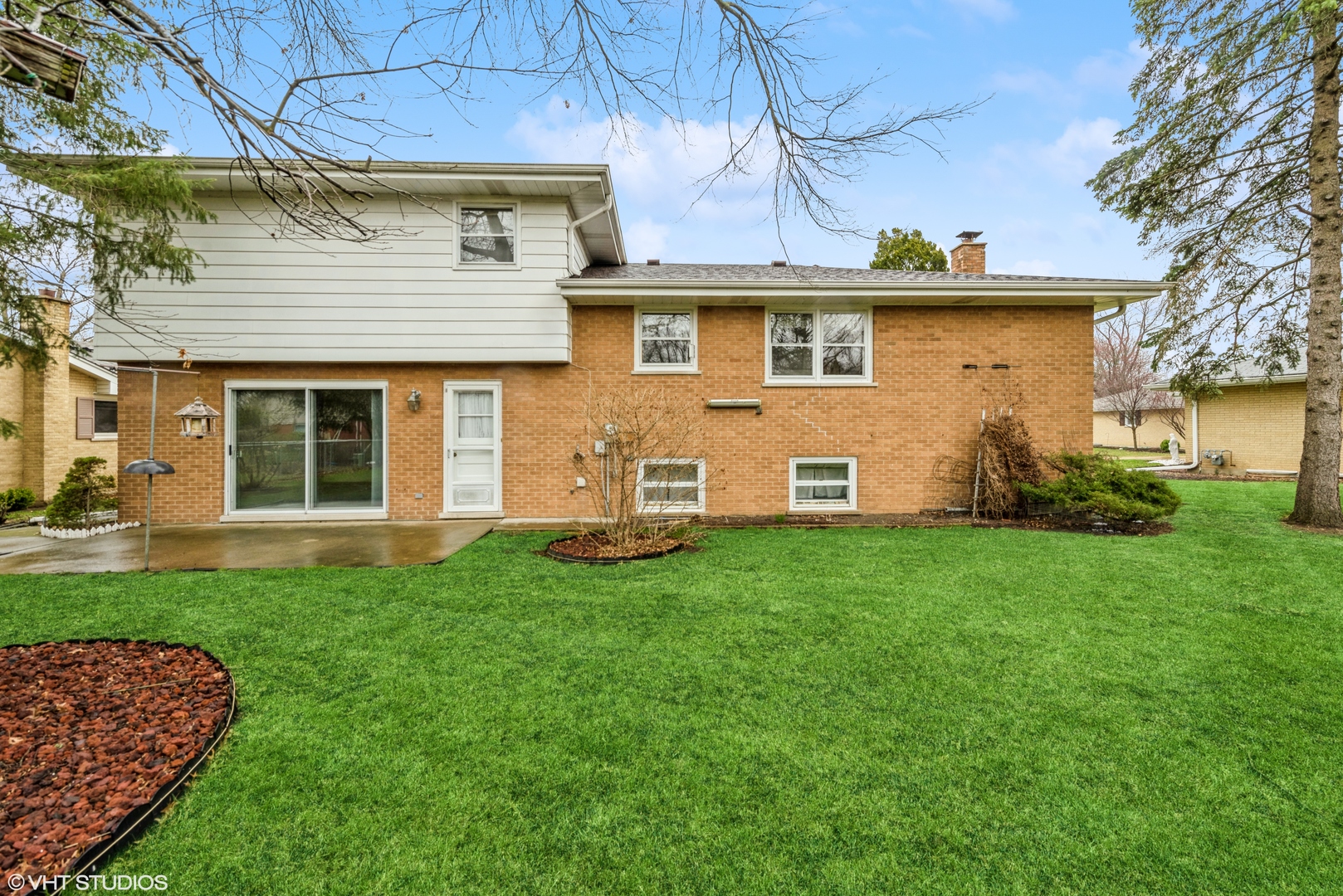 1098 Crimson Drive
