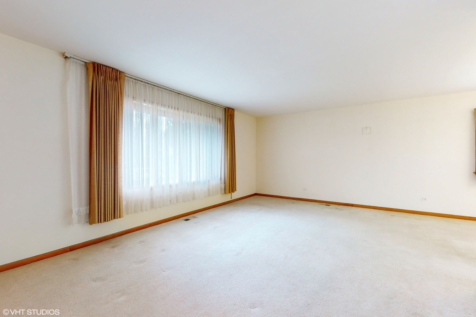 1098 Crimson Drive