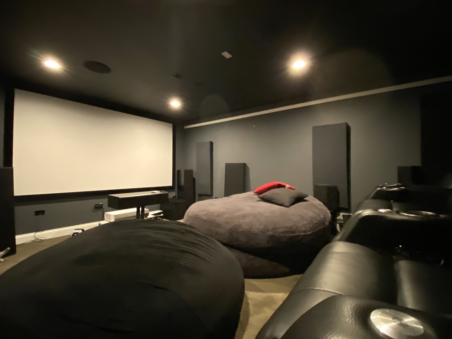 1522 S Fallbrook Drive