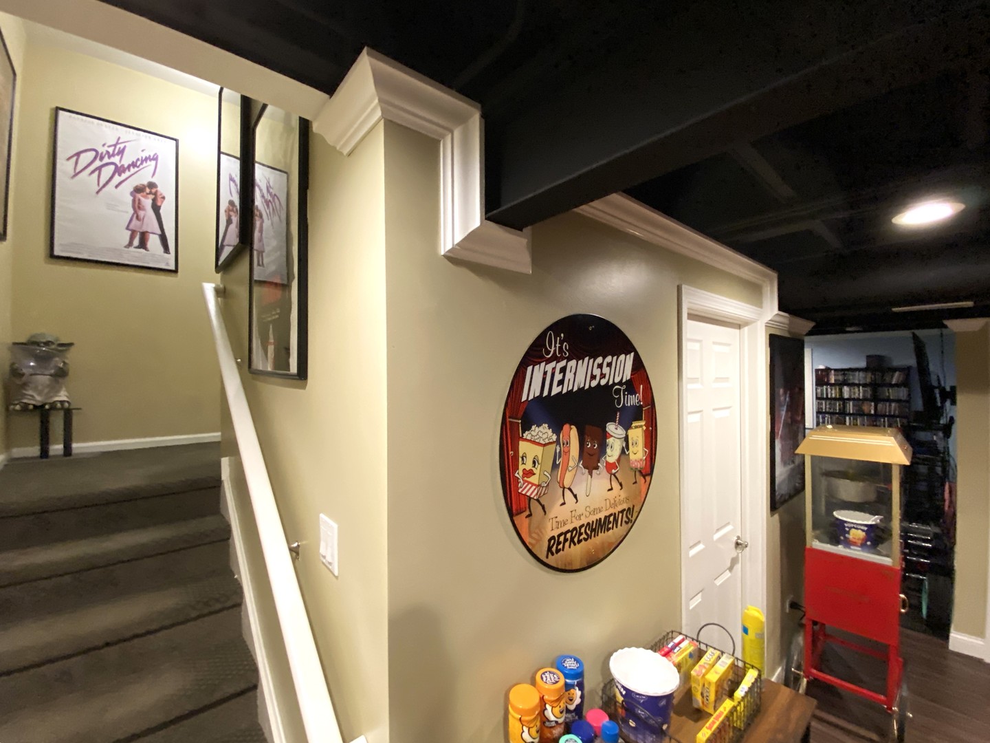 1522 S Fallbrook Drive