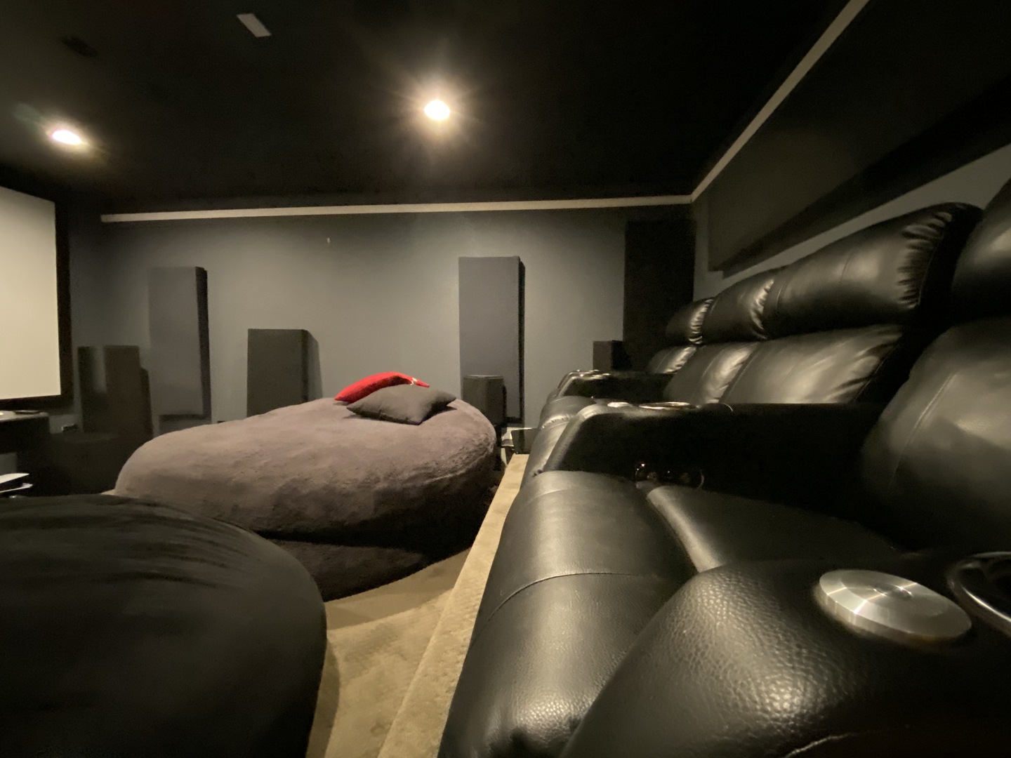 1522 S Fallbrook Drive