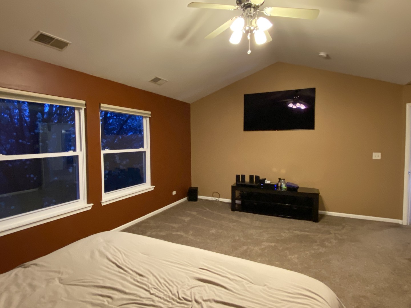 1522 S Fallbrook Drive