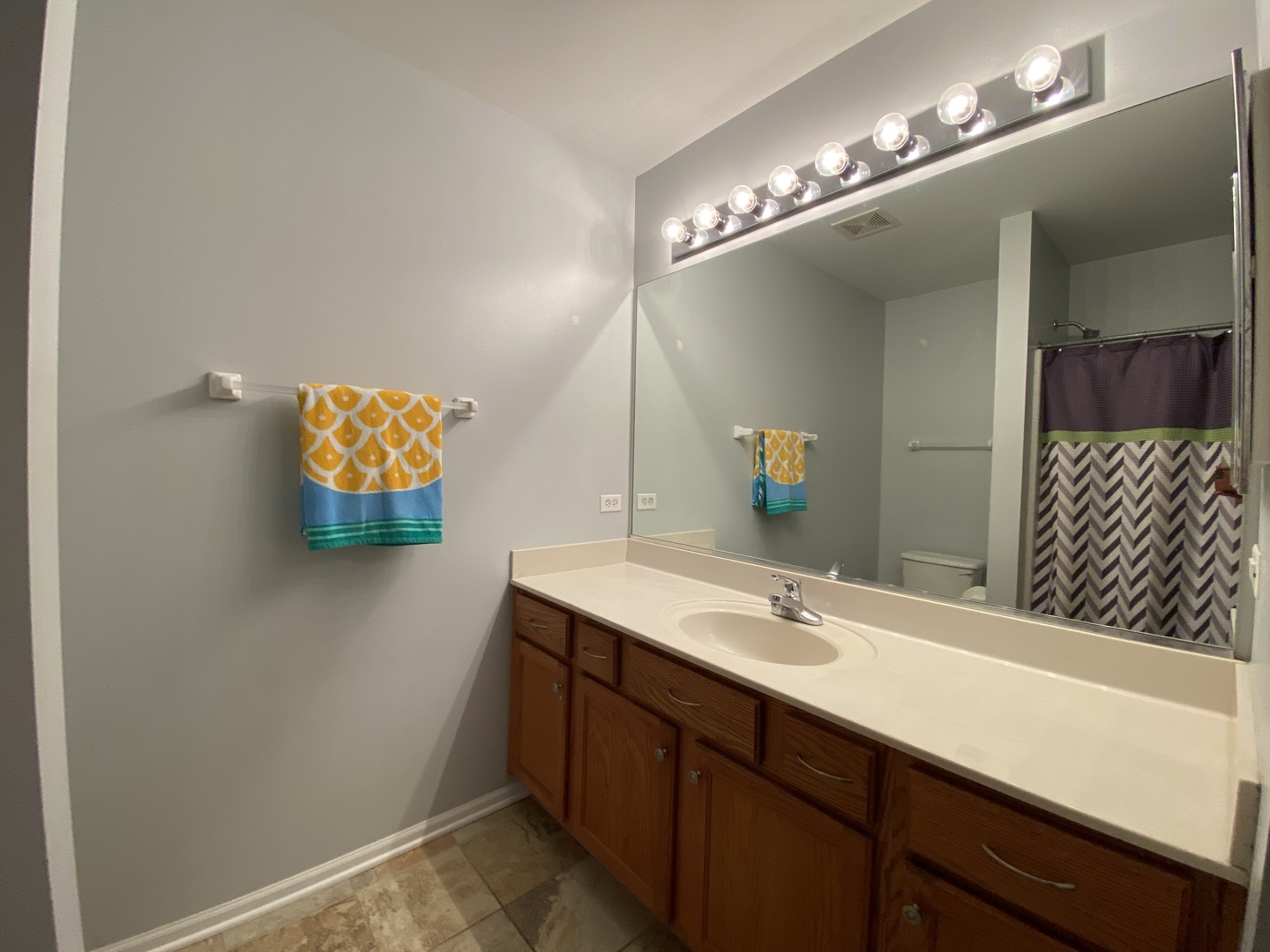 1522 S Fallbrook Drive