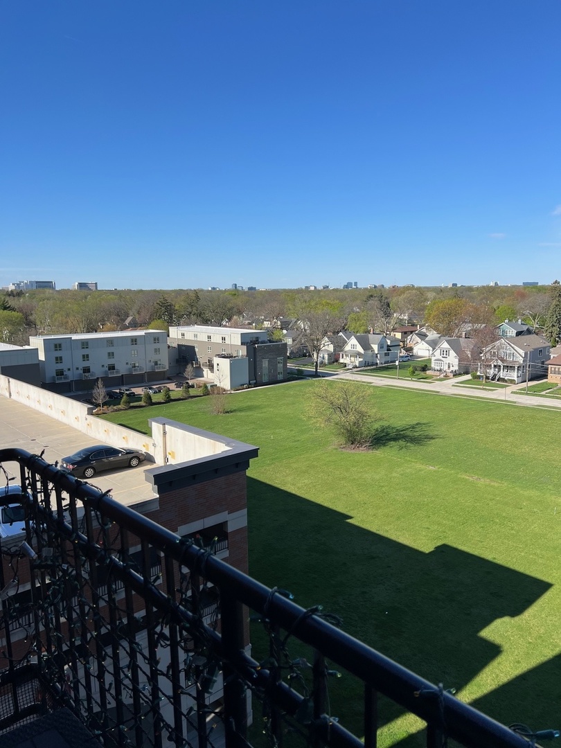 1 S HIGHLAND Avenue Unit: 706