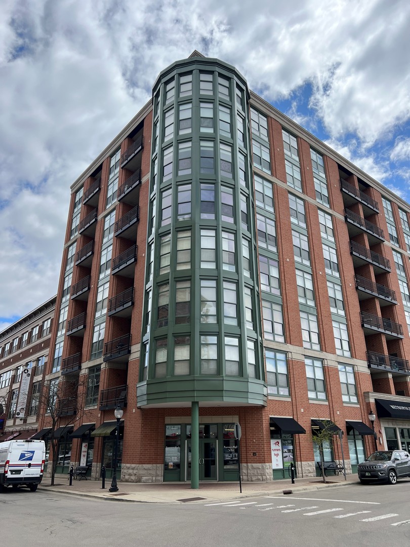 1 S HIGHLAND Avenue Unit: 706